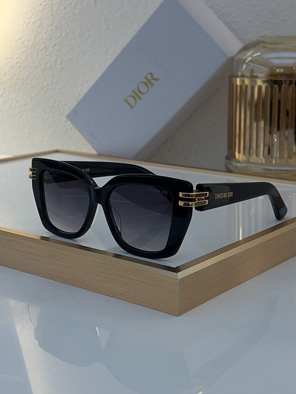 Dior Sunglasses AAAA-2900