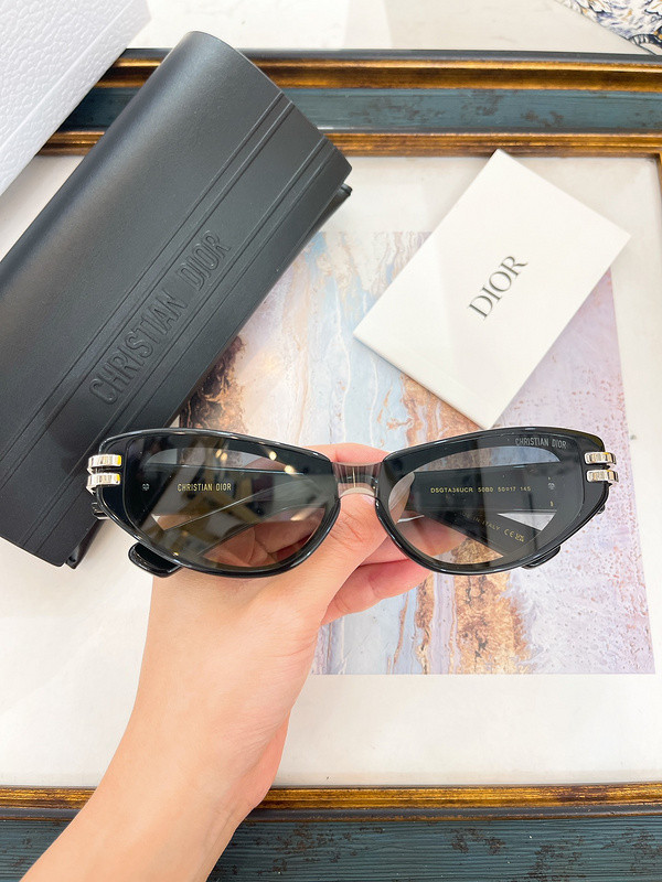 Dior Sunglasses AAAA-2941
