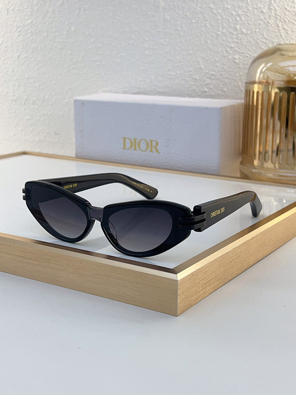 Dior Sunglasses AAAA-2940