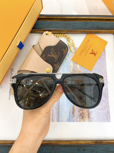 LV Sunglasses AAAA-5199