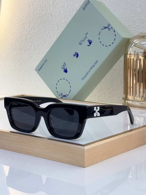 Off white Sunglasses AAAA-832