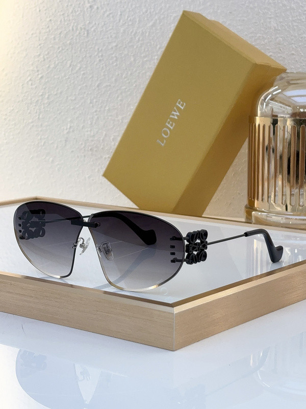 Loewe Sunglasses AAAA-476