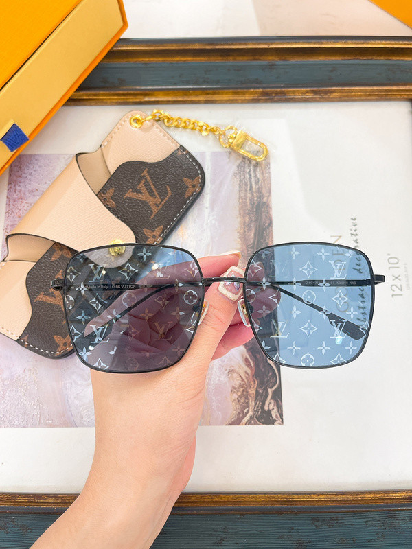 LV Sunglasses AAAA-4953