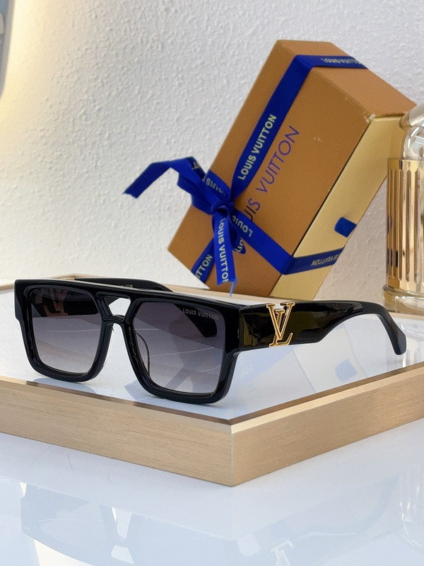 LV Sunglasses AAAA-5048