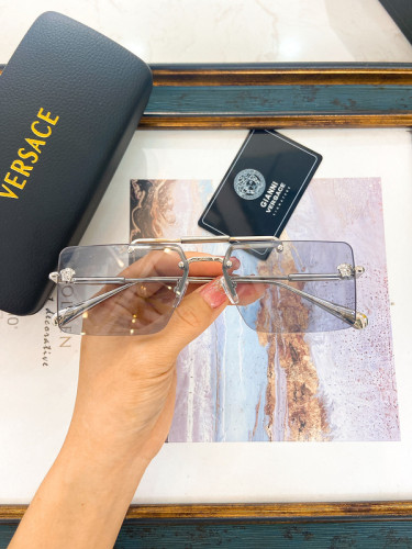 Versace Sunglasses AAAA-2820