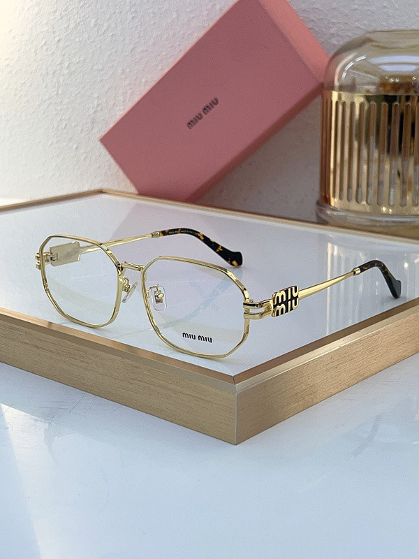 Miu Miu Sunglasses AAAA-1498