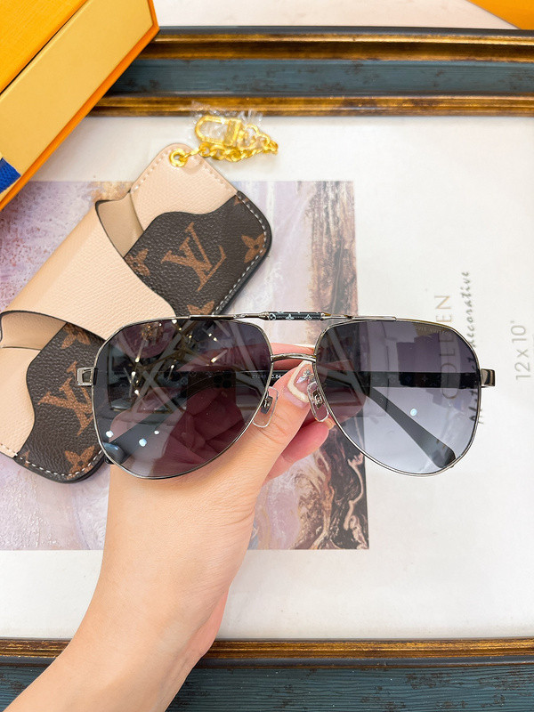 LV Sunglasses AAAA-4925