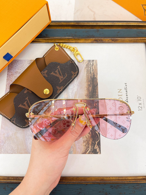 LV Sunglasses AAAA-4940