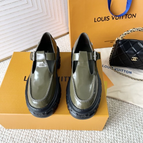 LV Women Shoes 1：1 Quality-1120
