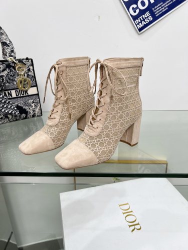 Dior Women Shoes 1：1 quality-680