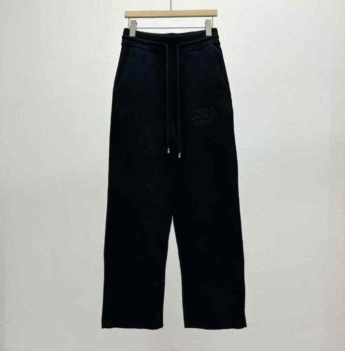 LV Pants High End-115