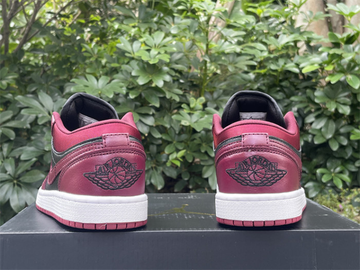 Authentic Air Jordan 1 Low Dark Beetroot Black