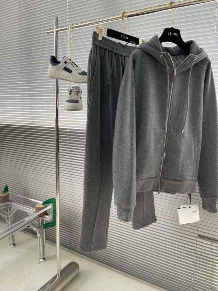 Dior Suit High End Quality-001