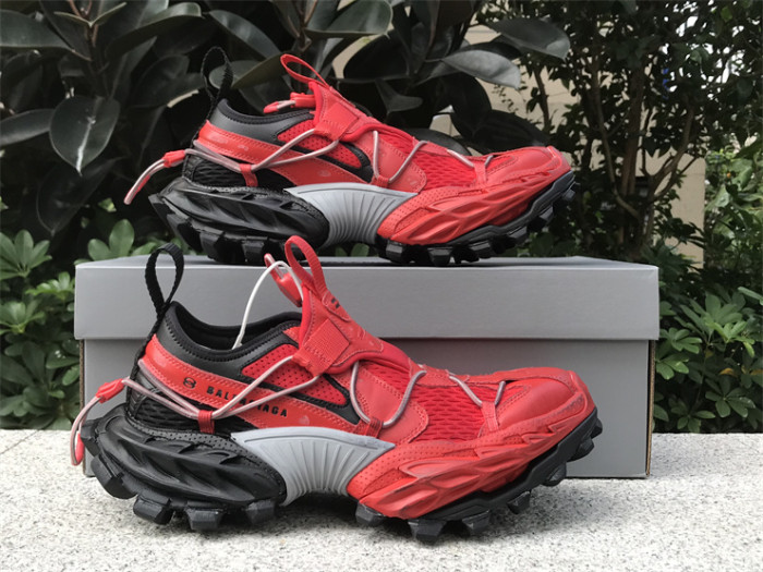 B 17FW Tripe-S High End Sneaker-579