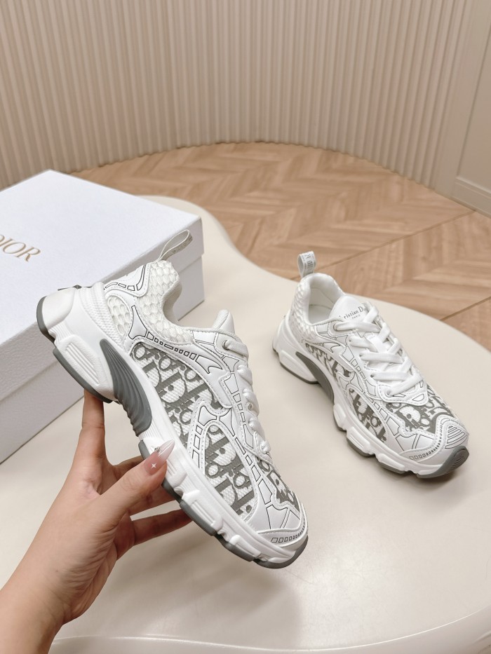 Dior Women Shoes 1：1 quality-704