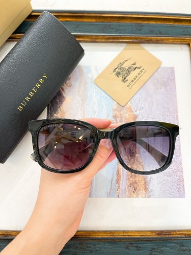 Burberry Sunglasses AAAA-2935