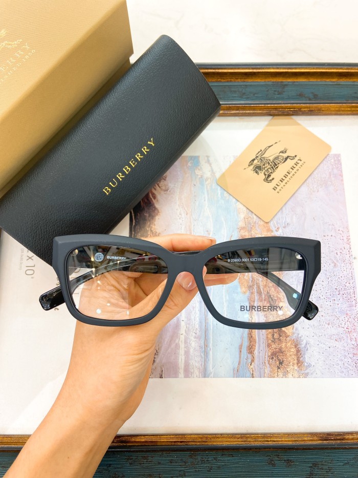 Burberry Sunglasses AAAA-2921