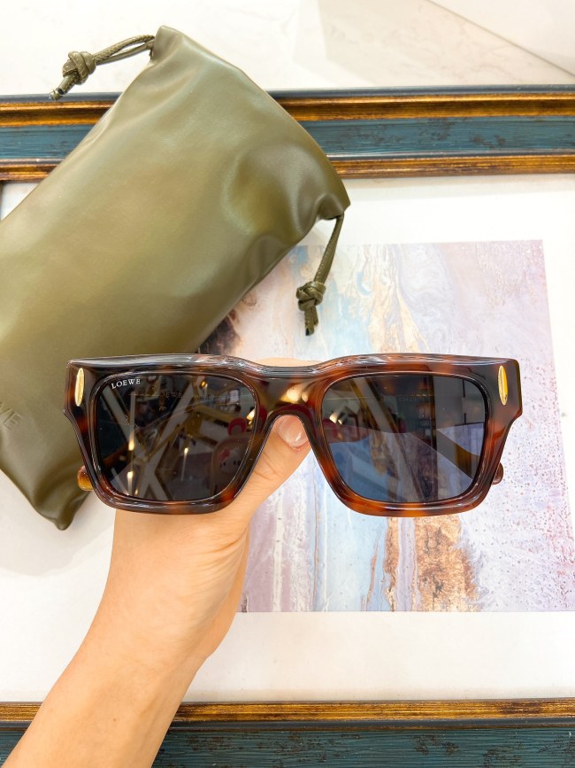 Loewe Sunglasses AAAA-514
