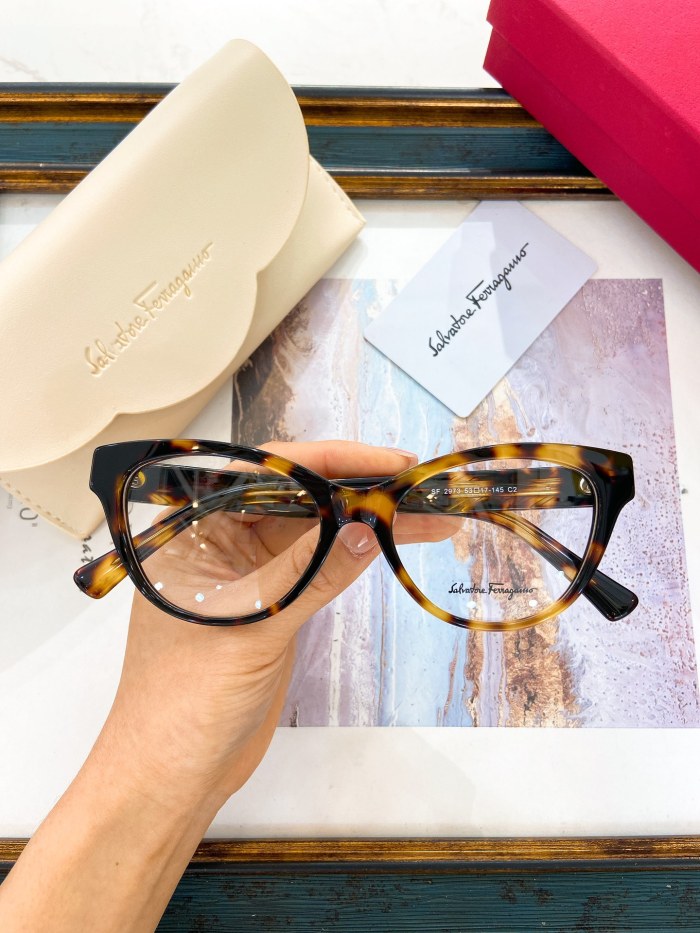 Ferragamo Sunglasses AAAA-921