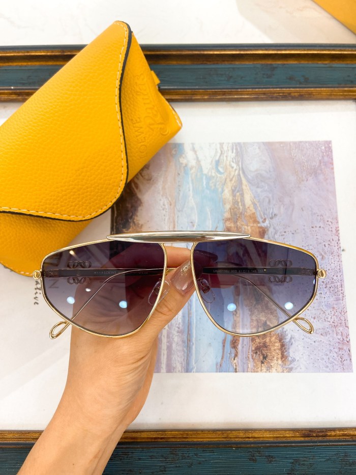 Loewe Sunglasses AAAA-541