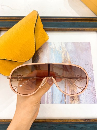 Loewe Sunglasses AAAA-581