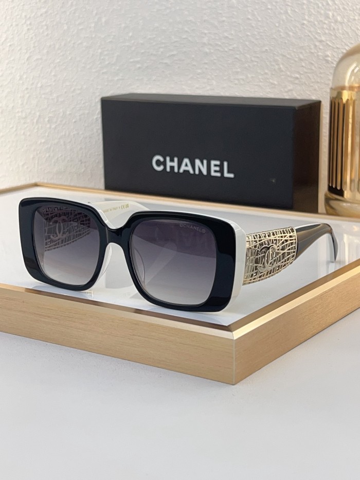 CHNL Sunglasses AAAA-4613