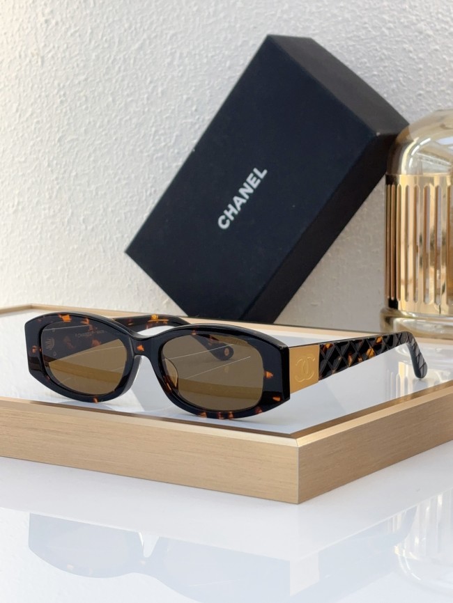 CHNL Sunglasses AAAA-4626