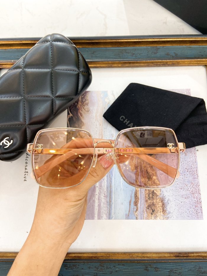 CHNL Sunglasses AAAA-4872