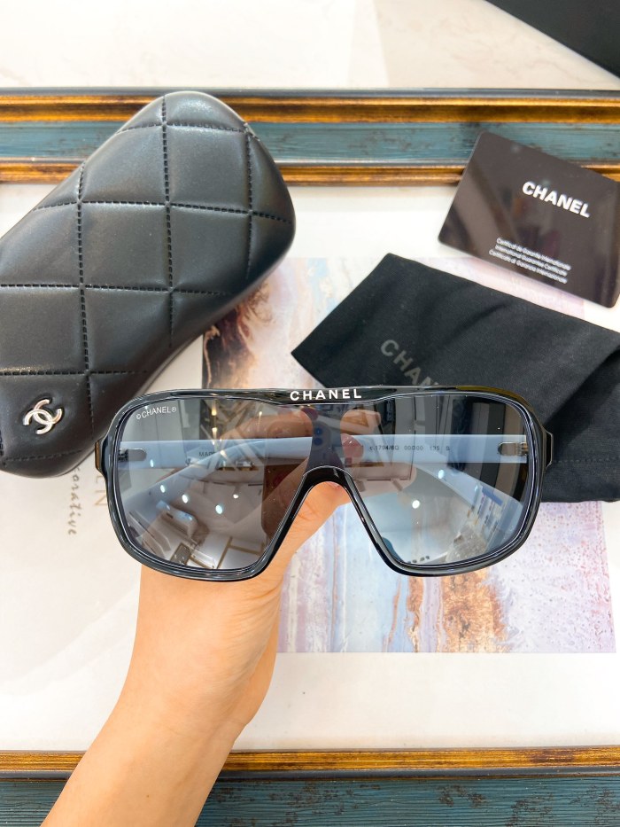 CHNL Sunglasses AAAA-4572