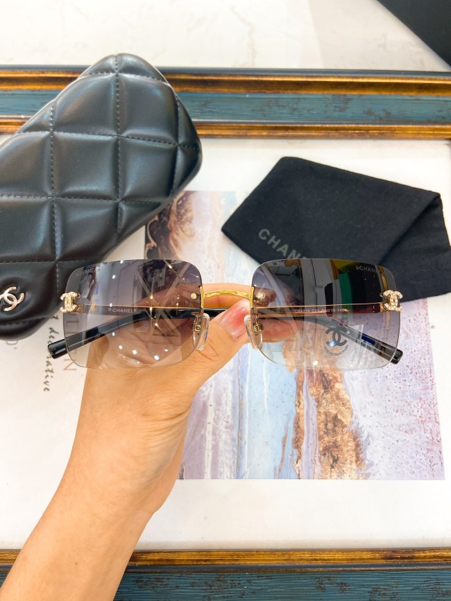 CHNL Sunglasses AAAA-4713
