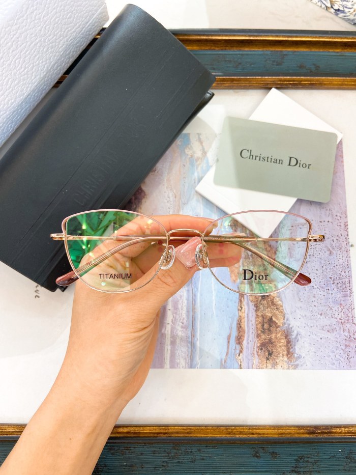 Dior Sunglasses AAAA-3219