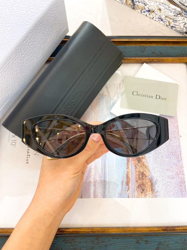 Dior Sunglasses AAAA-3185