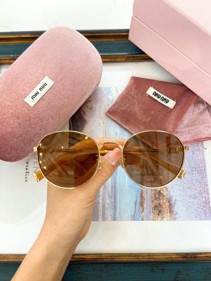 Miu Miu Sunglasses AAAA-1613