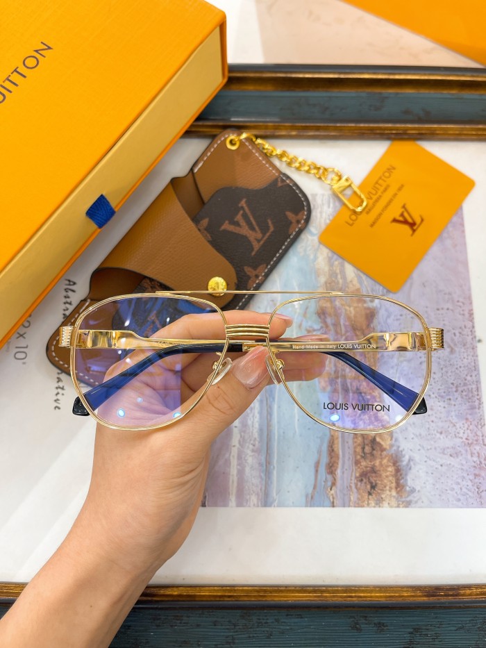 LV Sunglasses AAAA-5472