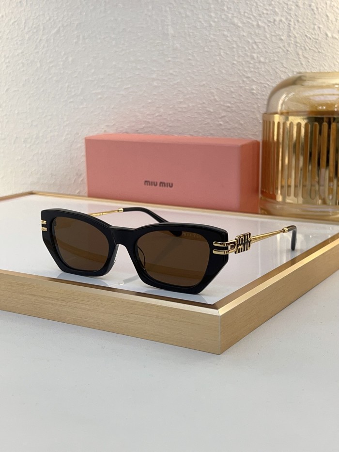 Miu Miu Sunglasses AAAA-1553