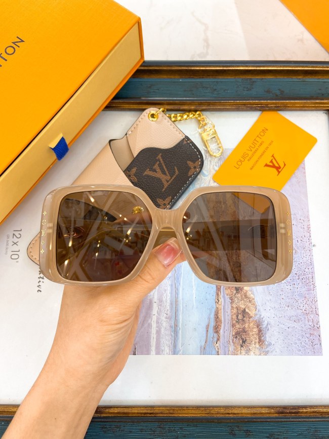 LV Sunglasses AAAA-5232