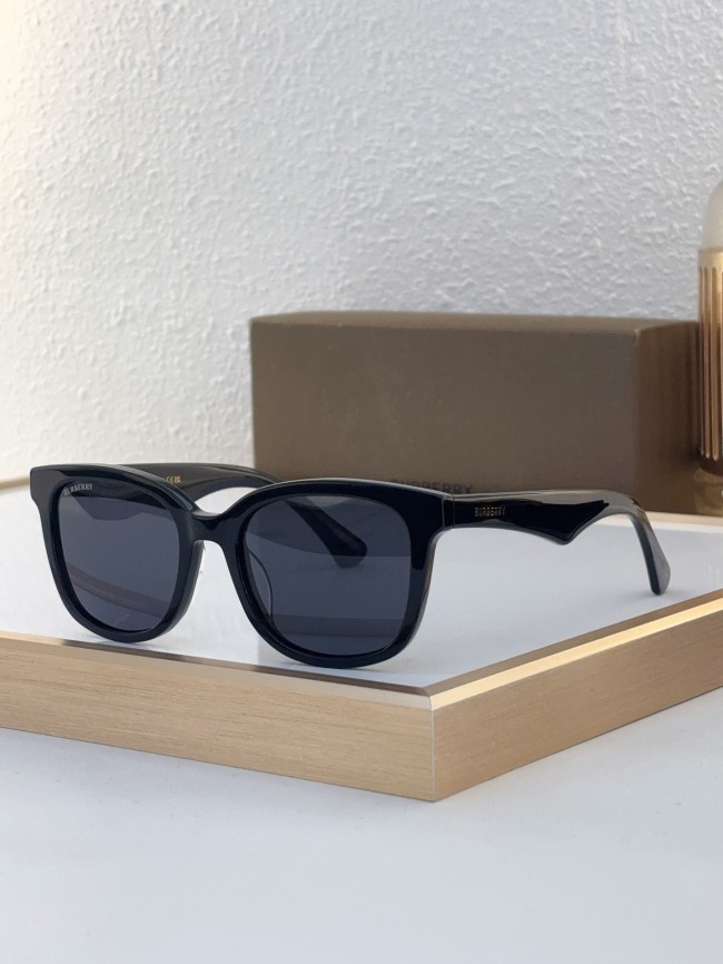 Burberry Sunglasses AAAA-2975