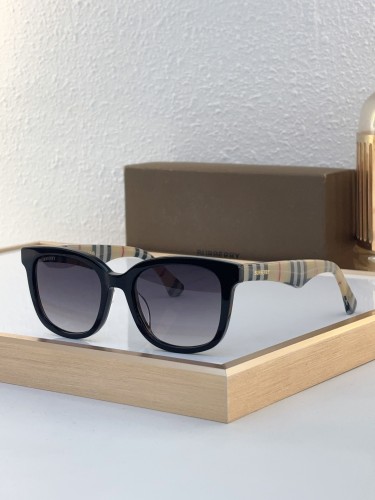 Burberry Sunglasses AAAA-2980