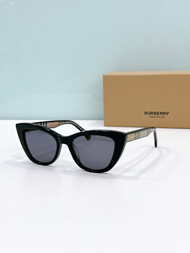 Burberry Sunglasses AAAA-2962