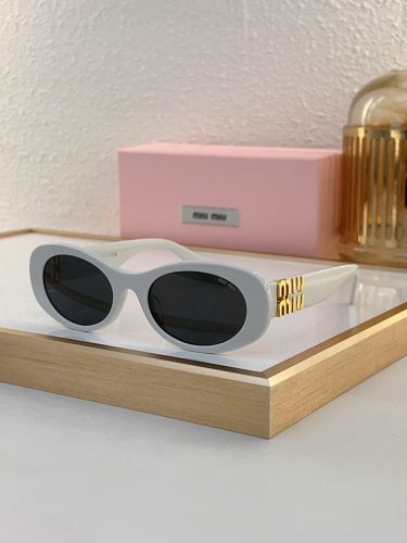 Miu Miu Sunglasses AAAA-1666