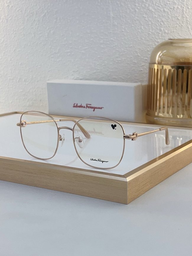 Ferragamo Sunglasses AAAA-948