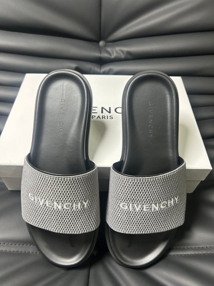 Givenchy men slippers AAA-077
