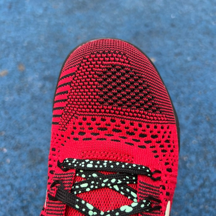 Authentic Nike Kobe 9 Elite Low XDR 'University Red'