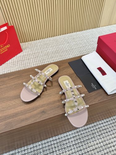 VT women slippers AAA-255