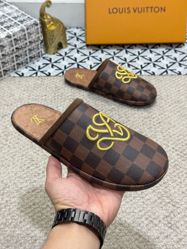 LV Sandals 1：1 Quality-935
