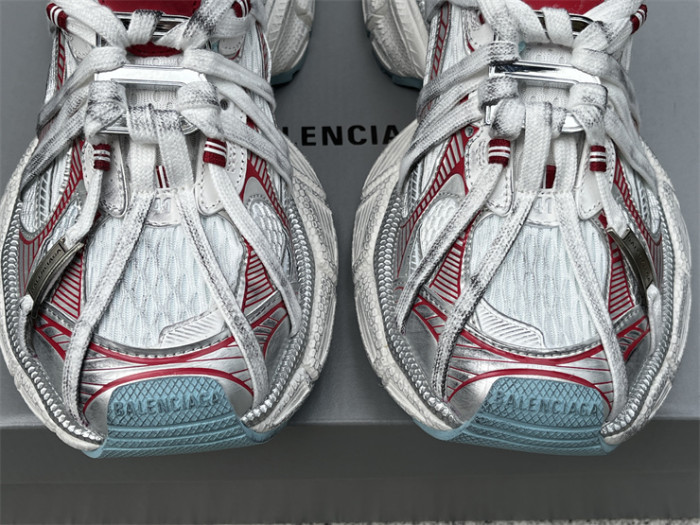 B 17FW Tripe-S High End Sneaker-622