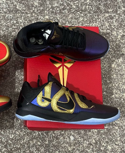 Authentic Nike Kobe 5 Protro “Year of the Mamba“ Purple