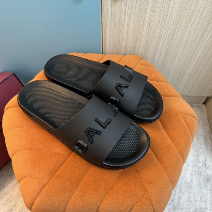 BLY men slippers AAA-070