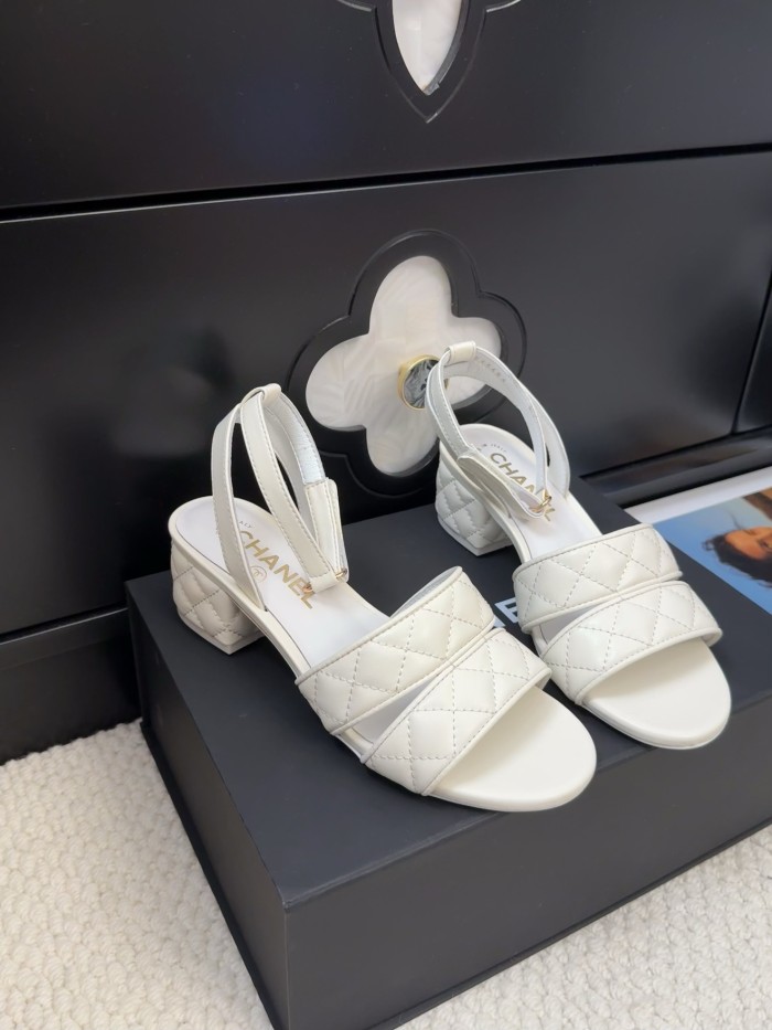 CHNL women slippers 1：1 quality-1000