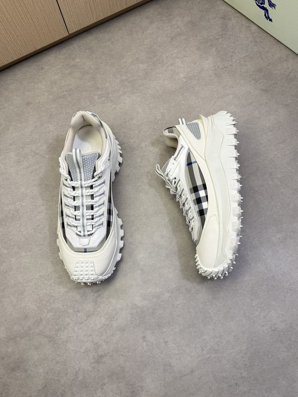 Super Max Burberry Shoes-040